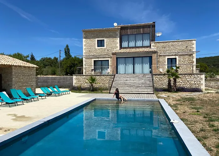 Mas Piralet Ardeche En Pierre Piscine 6*12 Pool House Equipe Le Garn